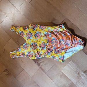 Matilda Jane sz Medium 1 pc swimsuit